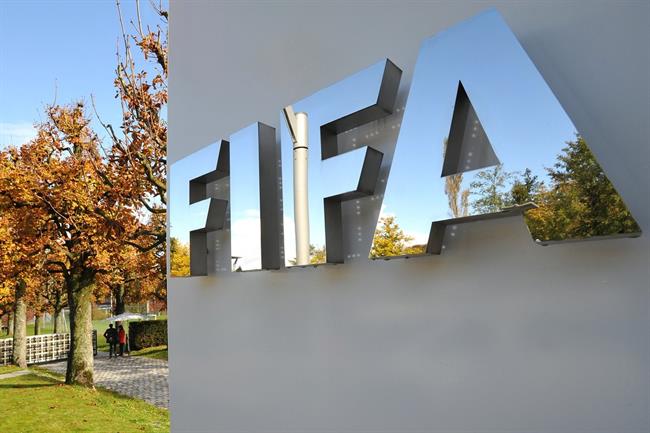 FIFA là Liên đoàn bóng đá Thế giới chịu trách nhiệm quản lý các giải đấu